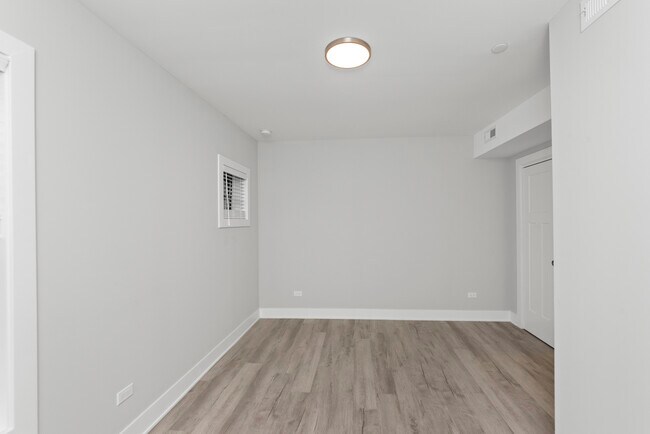 Photo - 1133 Oak Ave Unit 2W