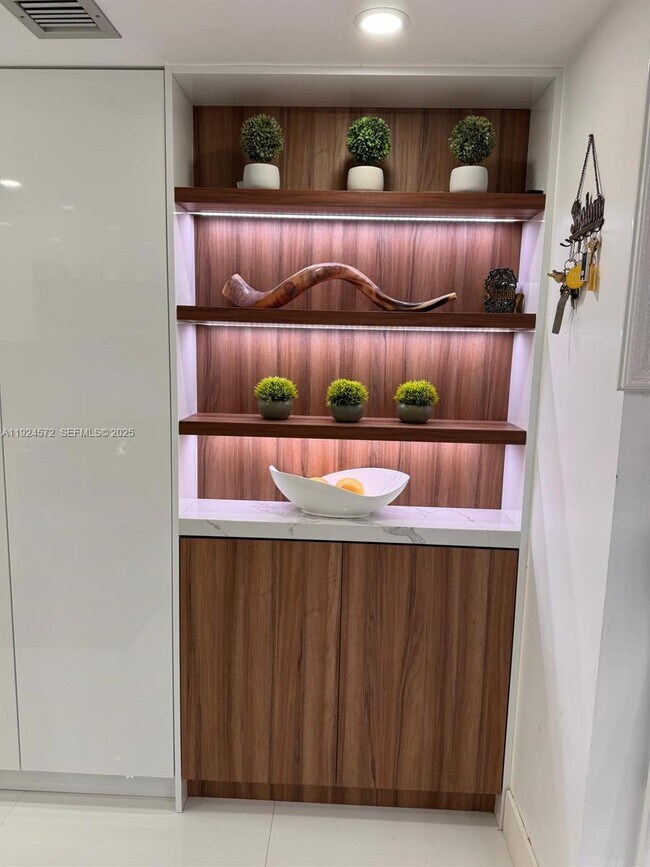 Photo - 3800 S Ocean Dr Unit 311