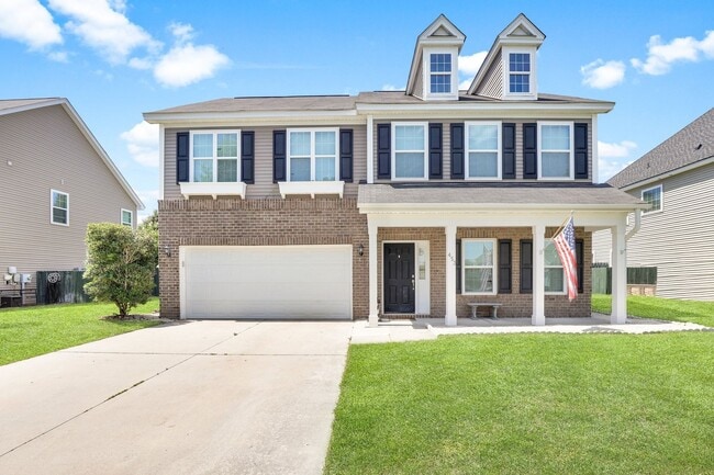 Building Photo - 5-Bedroom Buckhead East Home with Modern Kitchen & Large Fenced Yard