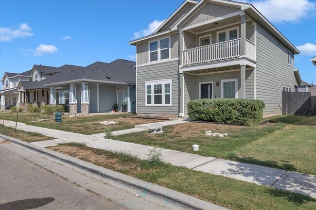 Photo - 223 Clearlake Dr