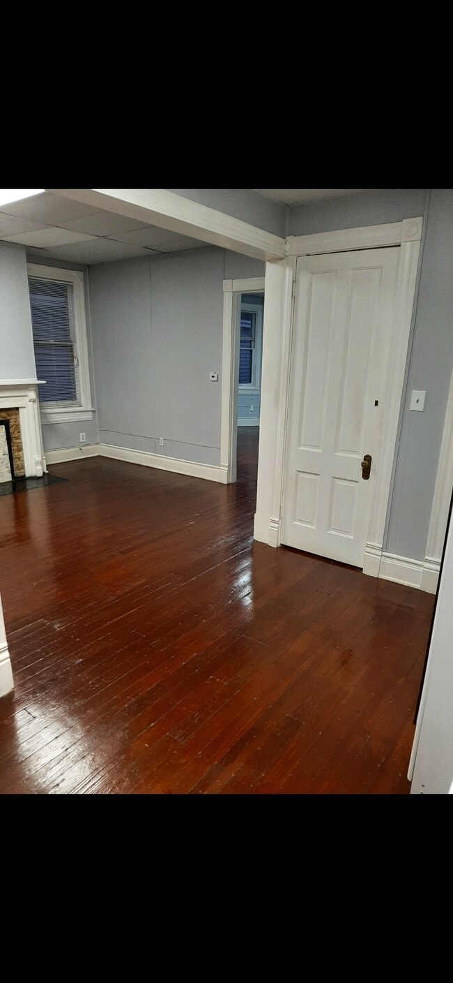 Photo - 2208 Longest Ave