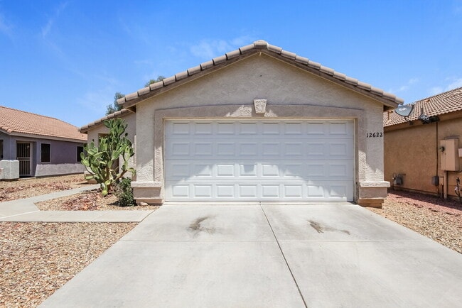 Building Photo - 12622 W Bloomfield Rd Rental
