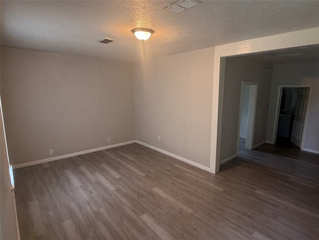 Photo - 330 Gordy Rd