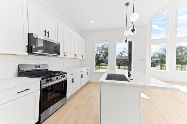 Photo - 5903 Doolittle Blvd