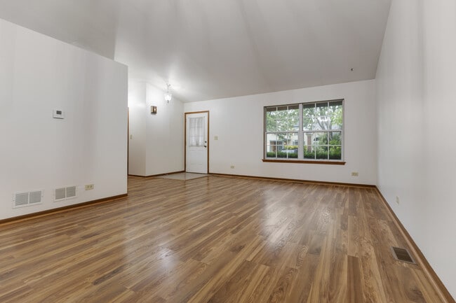 Photo - 1791 Barnhill Dr