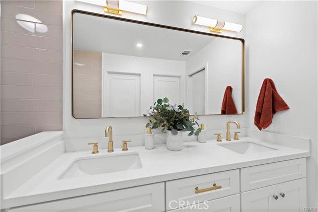 Photo - 23795 Avenida Columbia