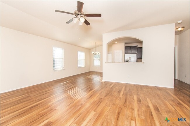 Photo - 2319 Pintail Loop