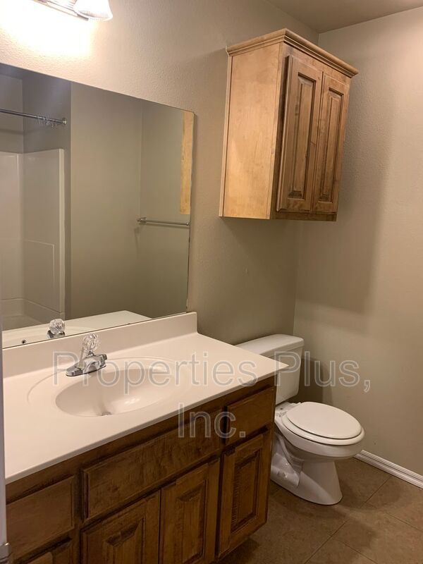 919 Clearwater Circle Rental House Rental in Catoosa, OK