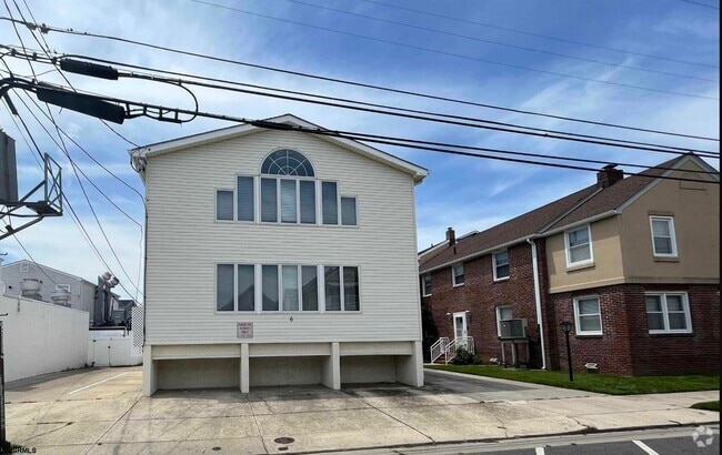 Building Photo - 6 N Adams Ave Unit 1 Rental
