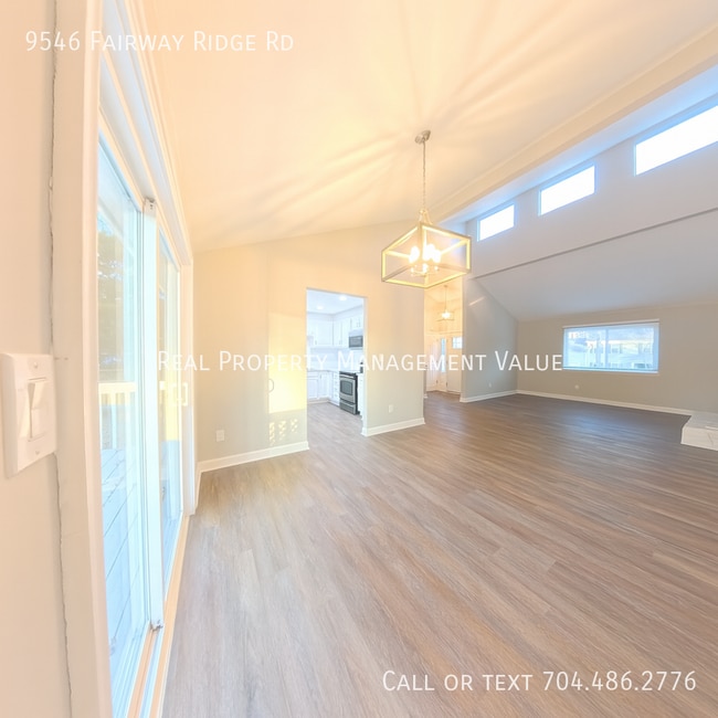Photo - 9546 Fairway Ridge Rd