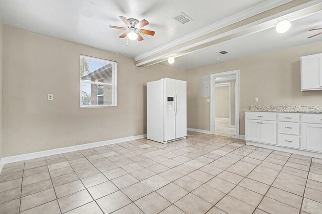 Photo - 3445 Soutel Dr