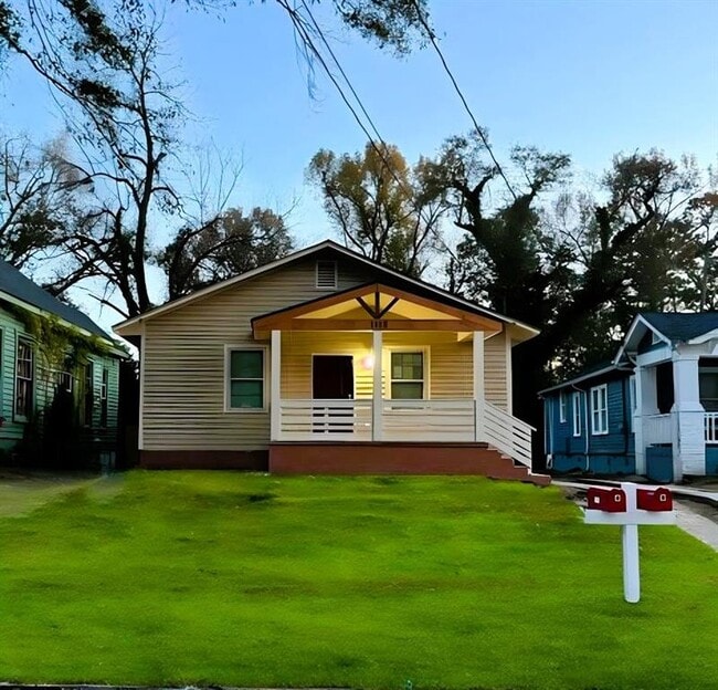 Building Photo - 1115 Boulevard