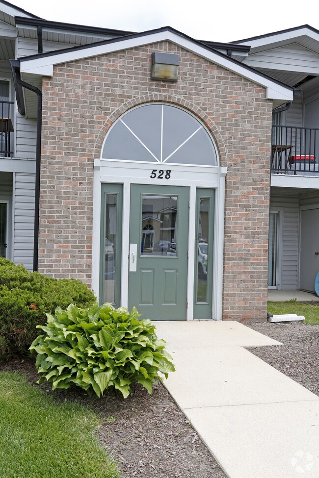 Windridge Village Apartments For Rent in Valparaiso, IN