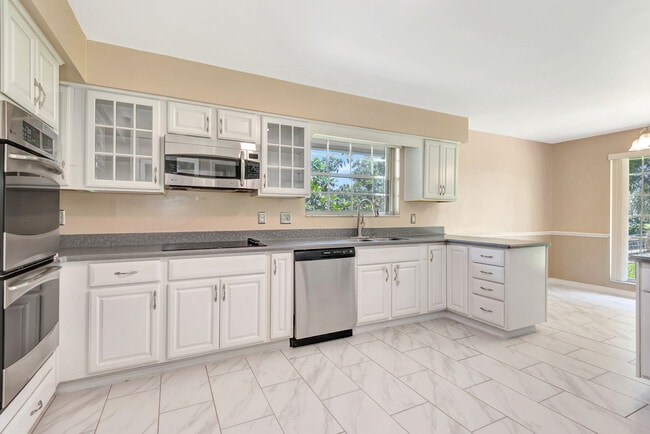 Photo - 119 Rio Pinar Dr