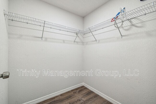 380 Jeru Blvd Unit 5