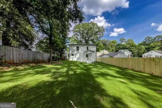 Photo - 253 Lamon Ave SE