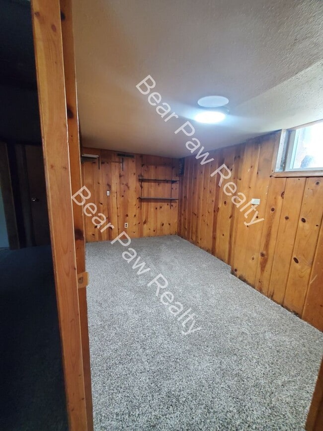1114/18 Converse Ave