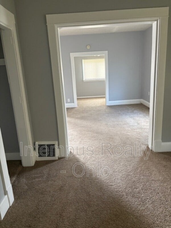 Photo - 112 E. Second Street - Down Unit Down