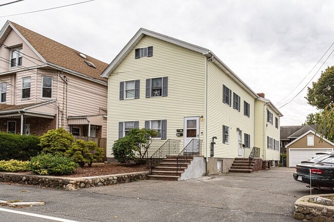 Photo - 27 Salem St Apartment Unit #1