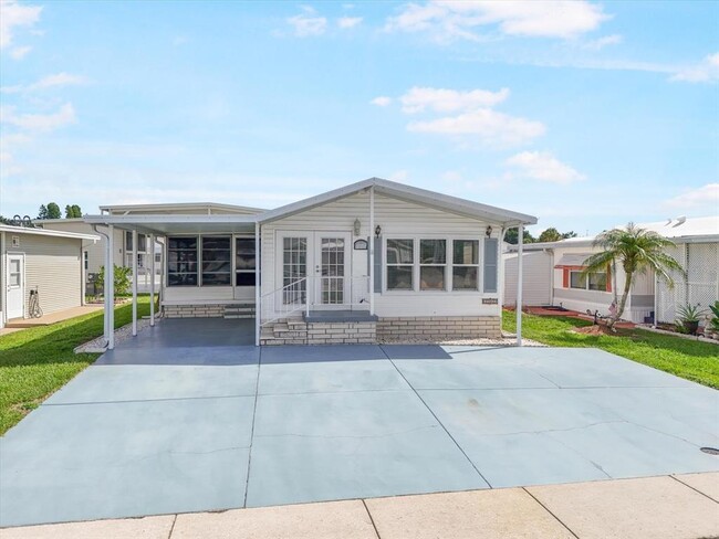 Photo - 35045 Cynthia Ave