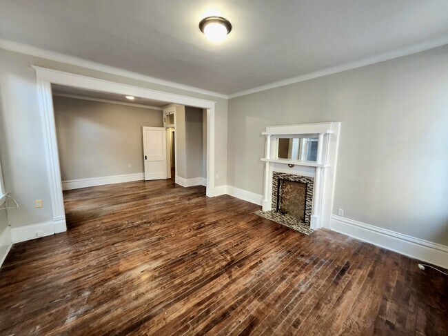 Building Photo - 242-242 Princess St Unit 238