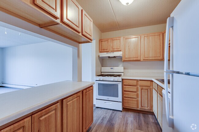 2BR, 2BA - 1,115SF - Kitchen