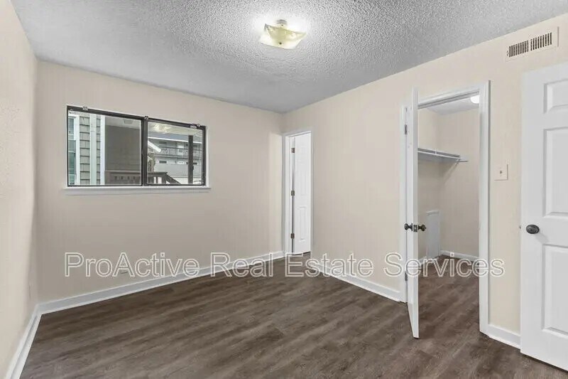 Photo - 483 W Ocean View Ave