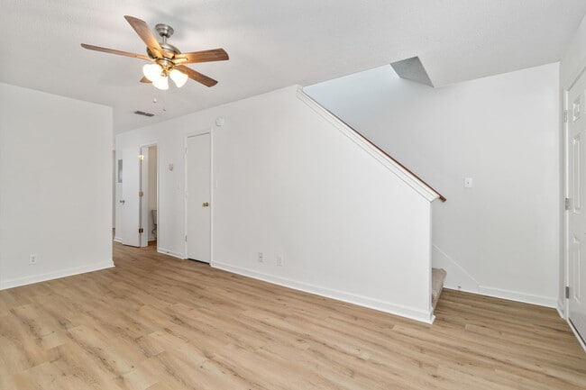 Photo - 1850 Waters Edge Dr