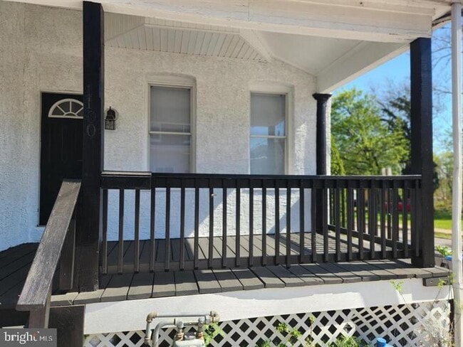 Photo - 1100 Green St