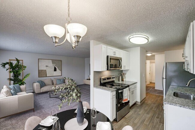 Hilton Village Apartment Homes