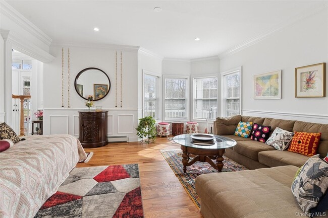 Photo - 16 Gateway Ct