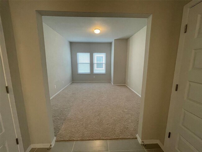 Photo - 2801 Winding Creek Rd