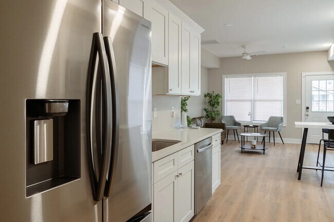 Photo - 3903 Winthrop Ave