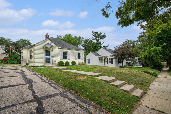 Photo - 1207 Prescott Ave