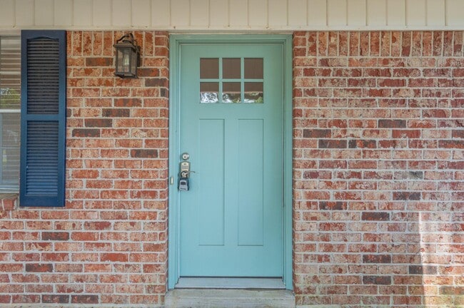 Photo - 30 Woodham Ave