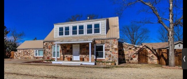 Building Photo - 5320 25th St