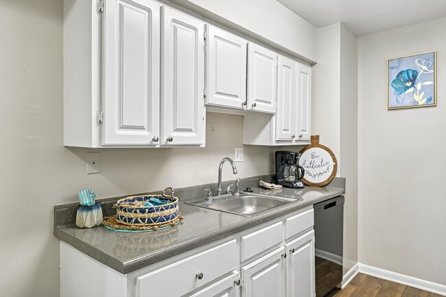 Grand Arbor Reserve Apartment Homes