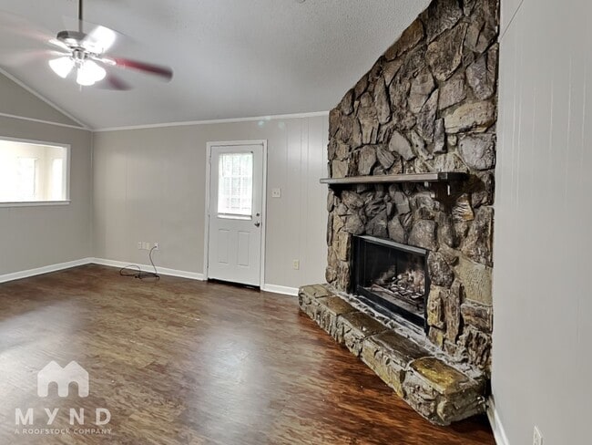 Photo - 2406 Jenwood St