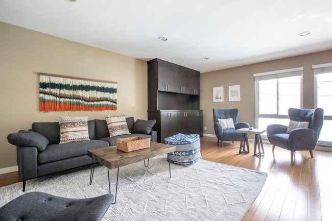 Photo - 4407 Francis Ave Unit 204