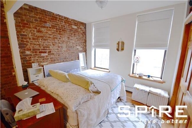 Photo - 814 10th Ave