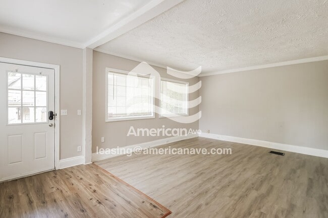 318 Purcell Ave