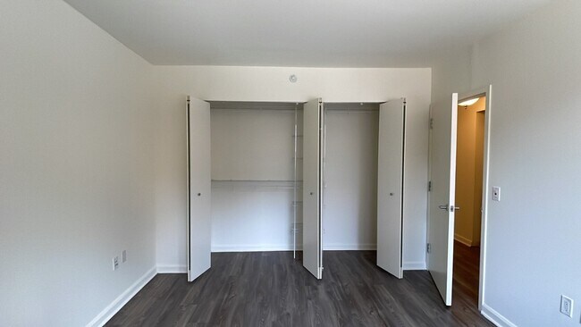 Photo - 176 Johnson St Unit 717