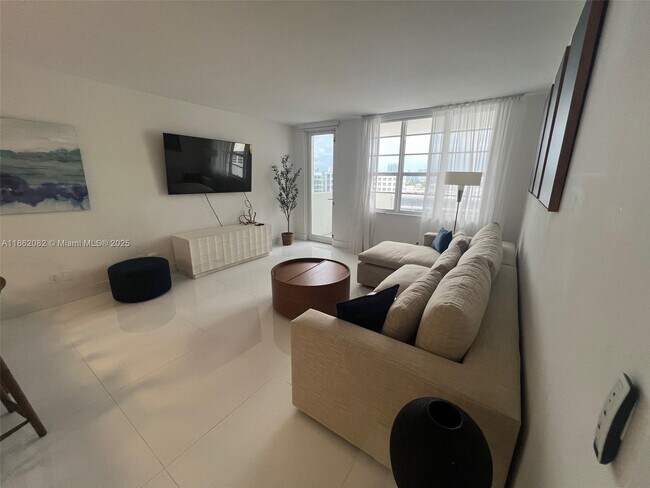 Photo - 100 Lincoln Rd Unidad 1022