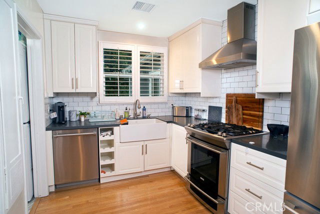 Photo - 6458 Hanna Ave