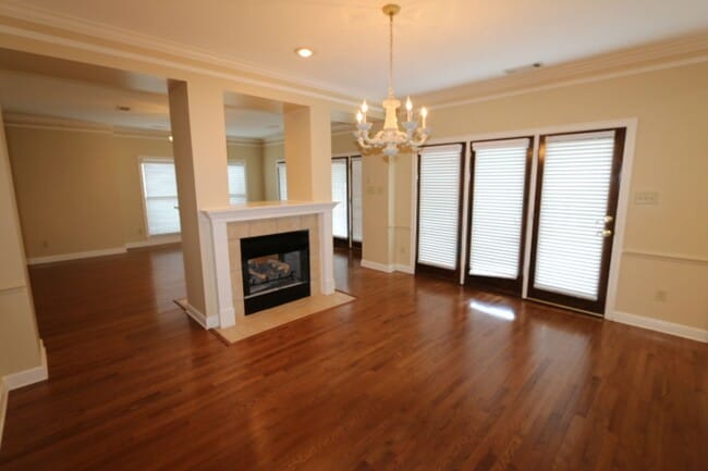 Photo - EXECUTE LIVING IN PRIVATE COMMUNITY