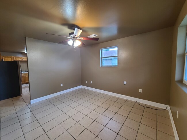 Photo - 3218 Pakenham Dr