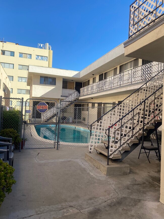 Photo - 3759 Lockland Dr Unit Lockland