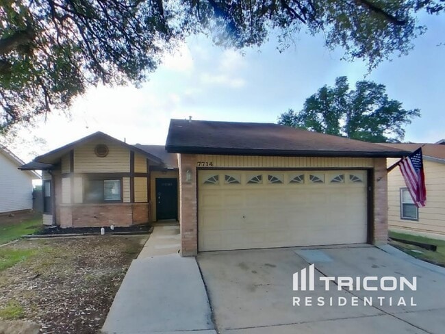 Building Photo - 7714 Clear Ridge Dr Rental