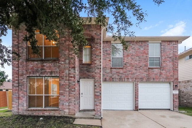 Building Photo - 8903 Westplace Dr