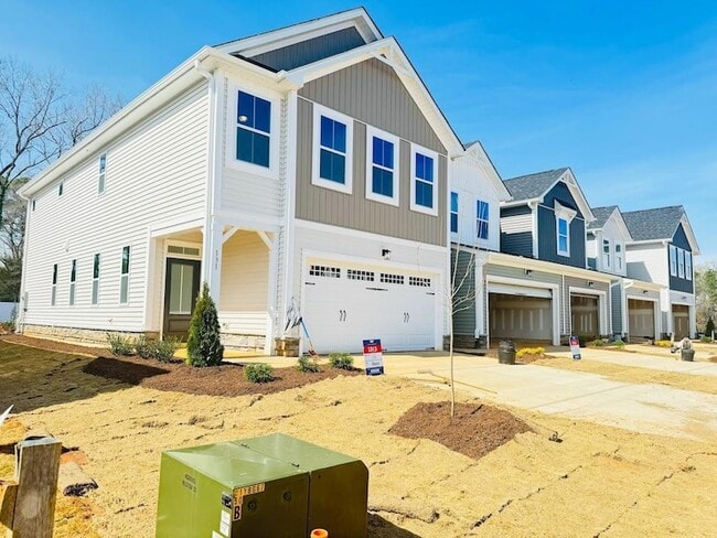 Photo - 131 Anise Ln